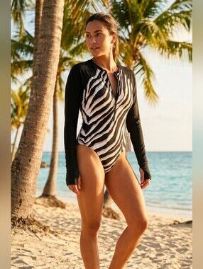 Trina Turk Animal Print Long Sleeve One Piece Rash Guard Zip Front Swimsuit Med